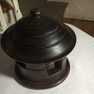 African hand carved wood coaster set styled as Hut